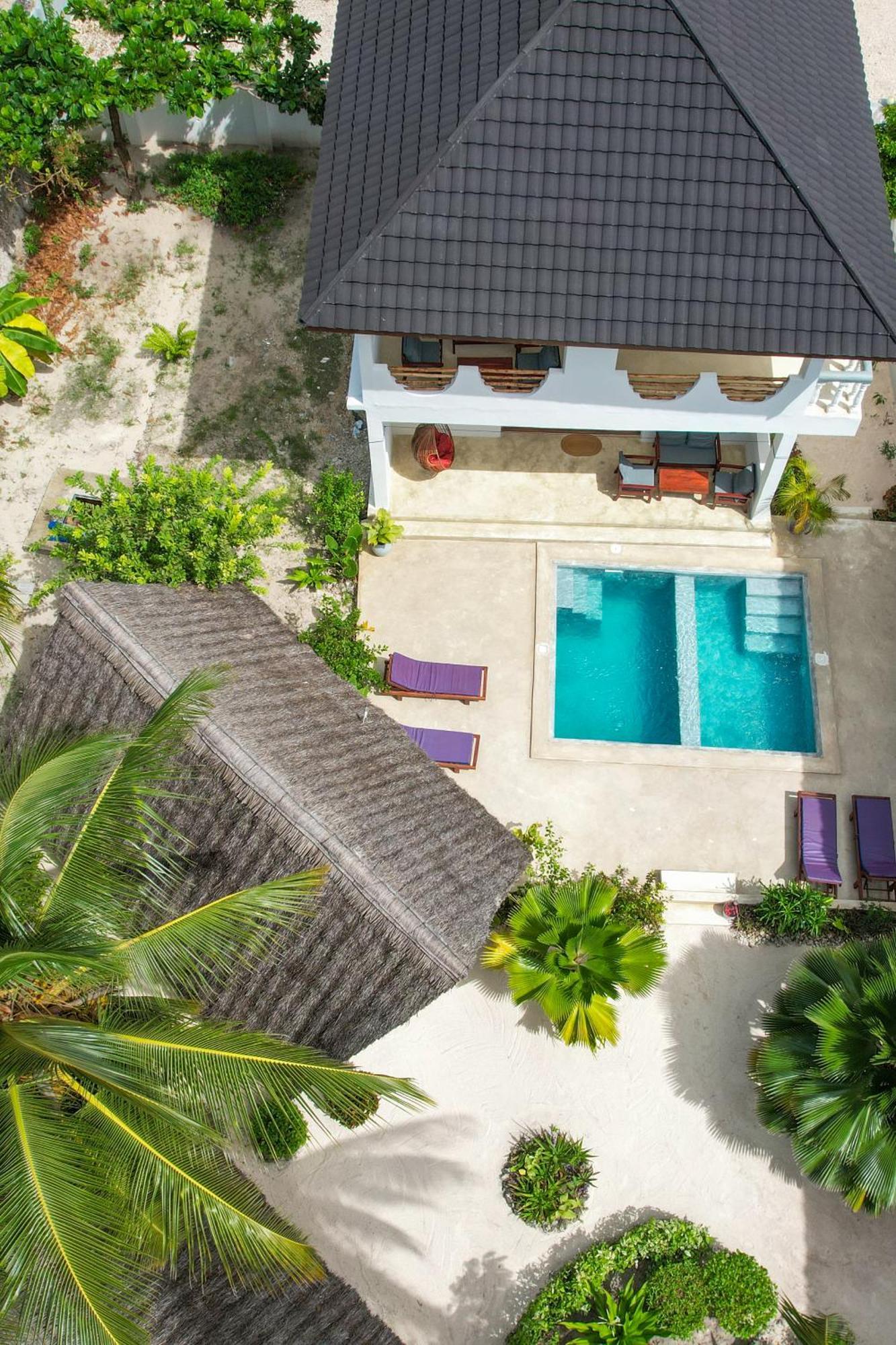 Mnana Beach Bungalows ピングウェ エクステリア 写真